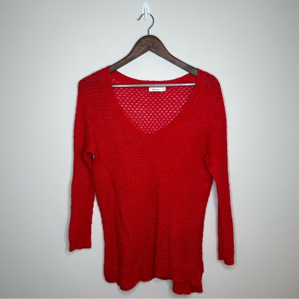 ✨ SALE 3/$20 Reitmans Wide V Neck Pullover Sweater Bright Red Large